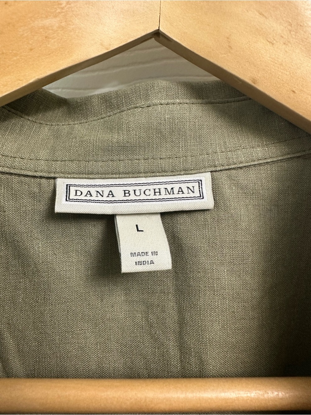 Dana Buckman Sleeveless Button-Front Shirt in Olive Green-Sz L NWT - Picture 3 of 10
